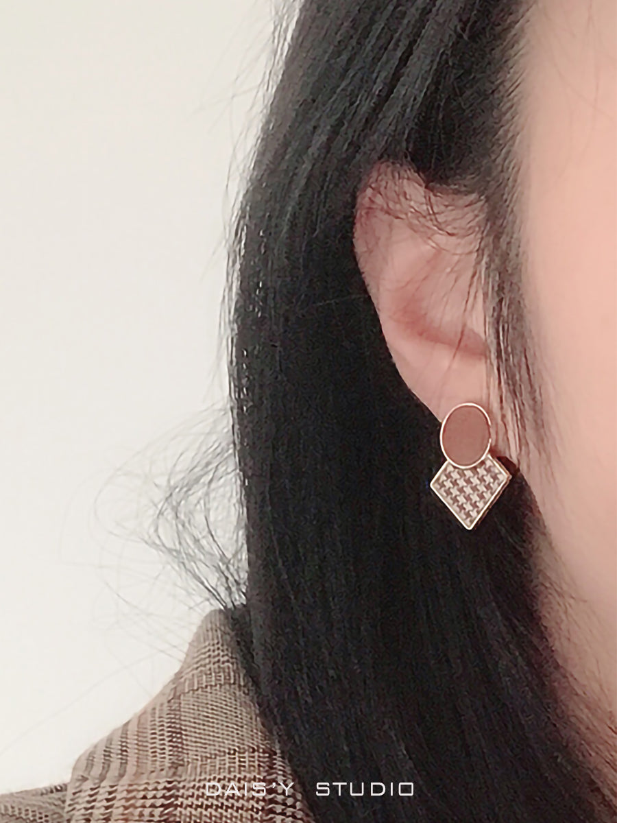 QIAN Bird Leather Cloth Style Art Earrings /Ear Clip